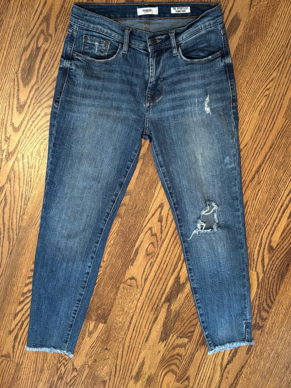Kensie "The Effortless" Skinny Crop Distressed Jeans Size 2 / 26